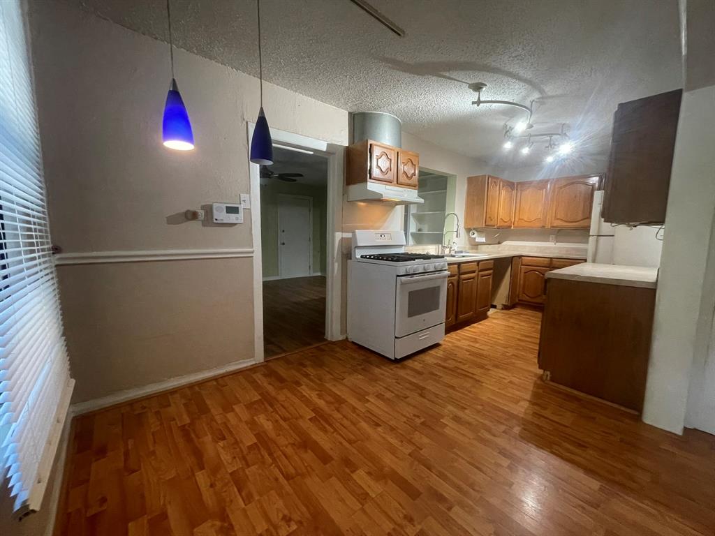 Crestview - Residential