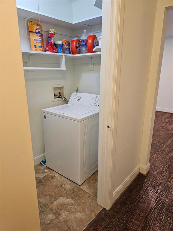 Williamsburg 01 Condo - Residential