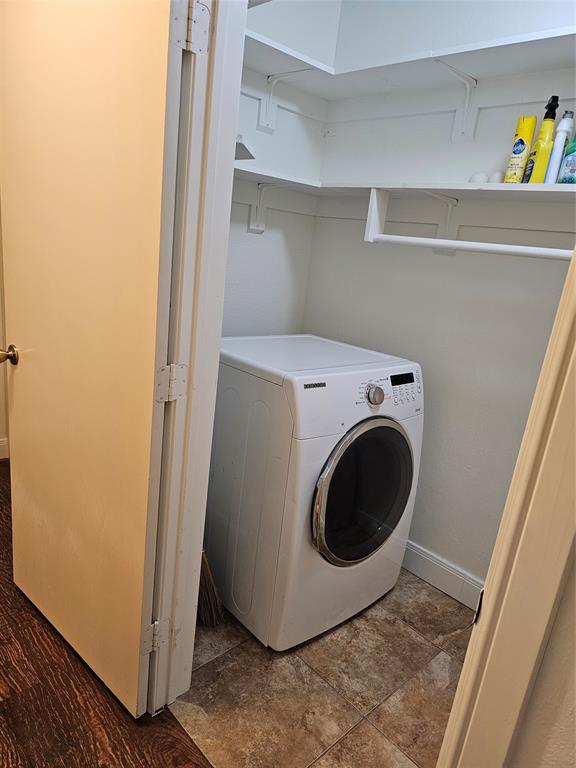 Williamsburg 01 Condo - Residential