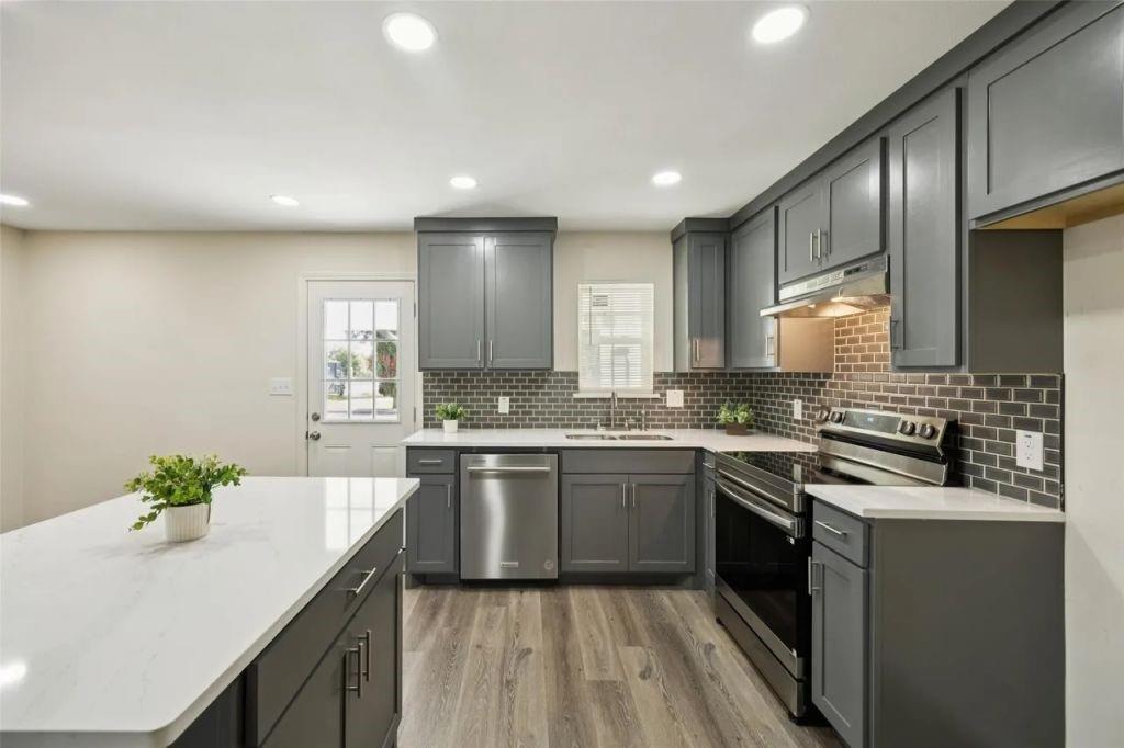 Mar-Lyn Add - Residential