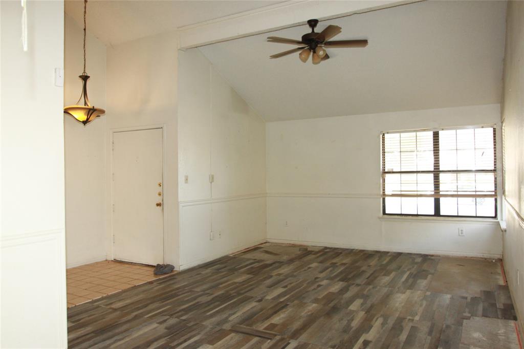 Oak Hollow Grand Prairie - Residential