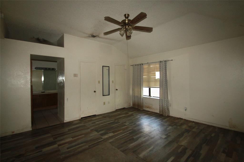 Oak Hollow Grand Prairie - Residential