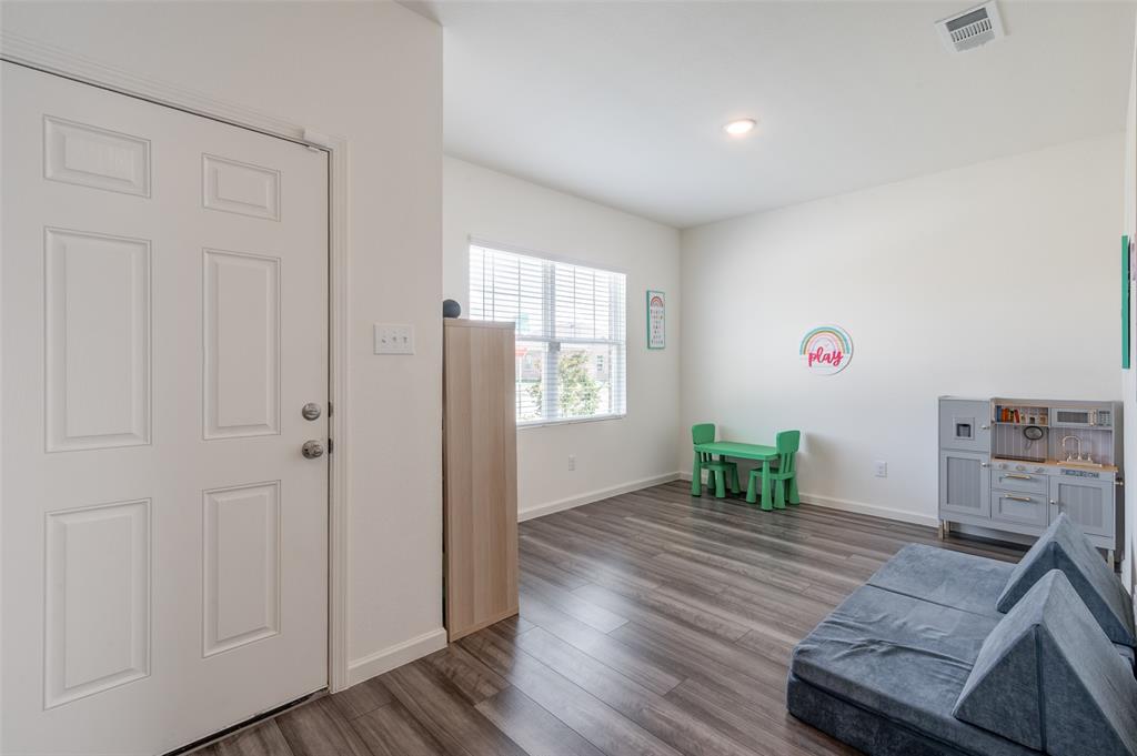 1401 Ancer Way