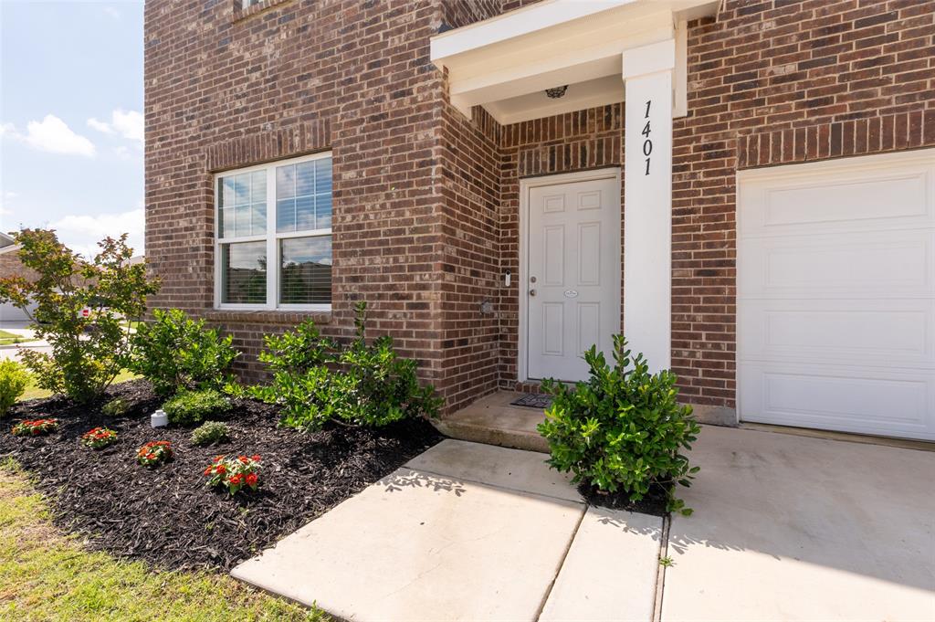 1401 Ancer Way