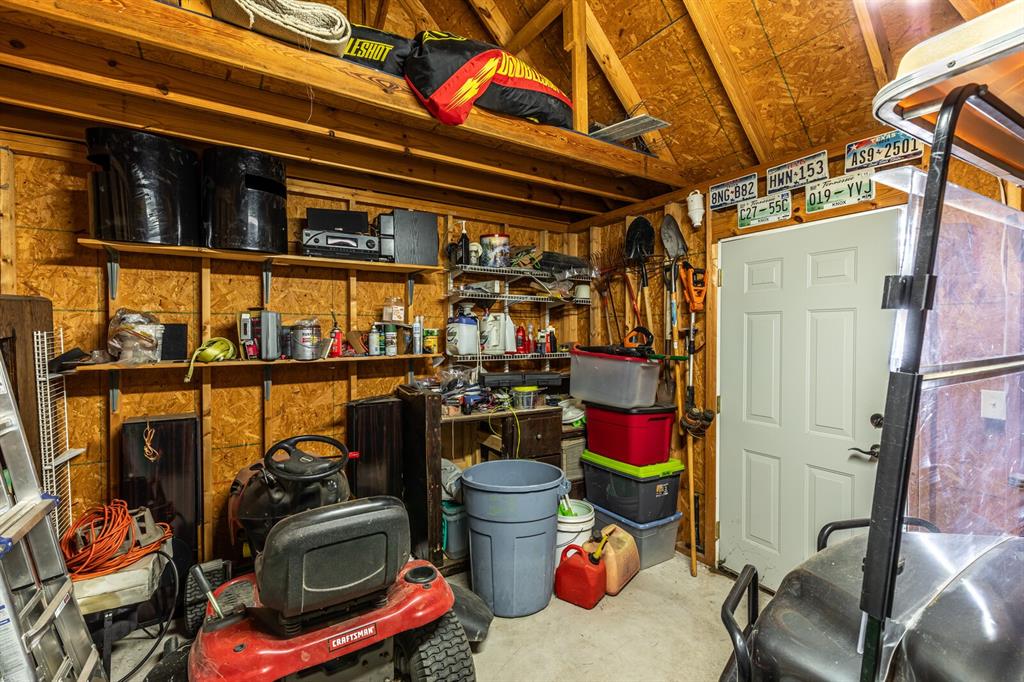 Pop Samples Steeles Creek Acr - Residential