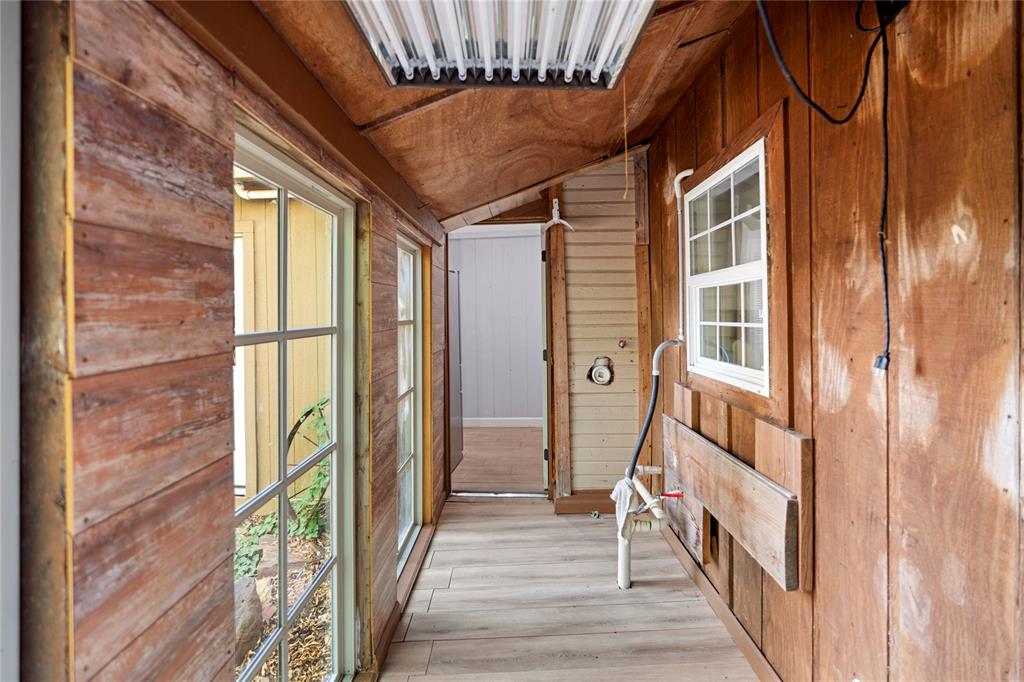 Moss Lake Estate - Residential