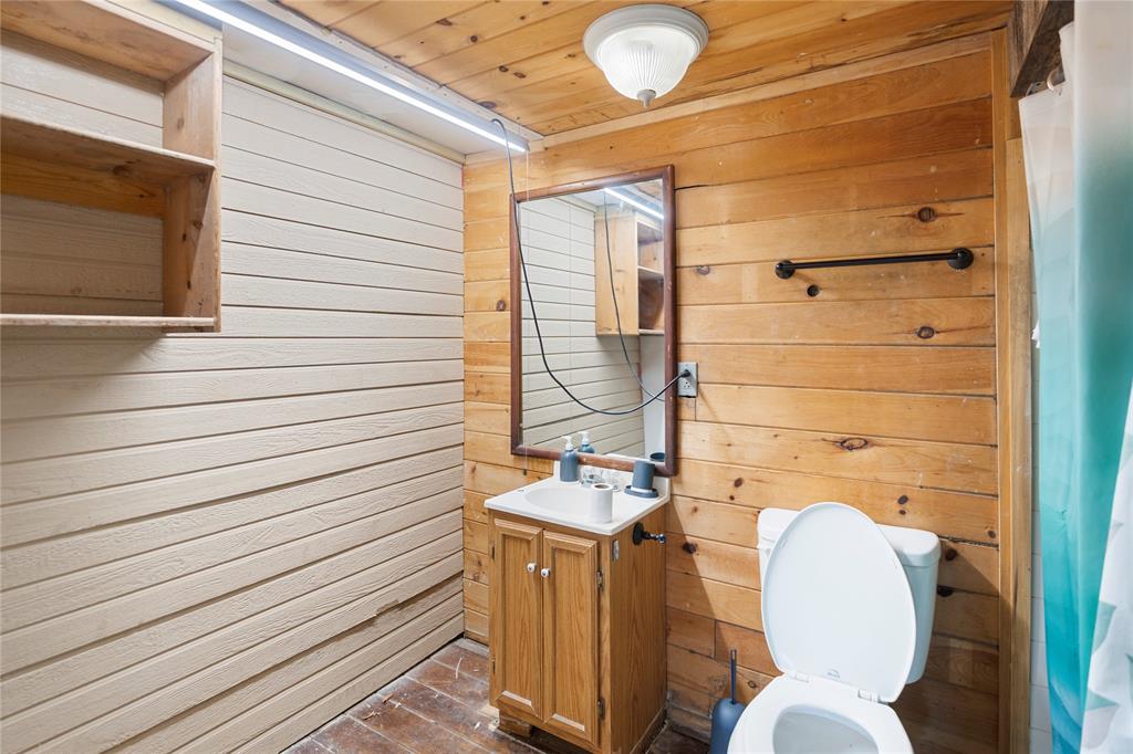 Moss Lake Estate - Residential