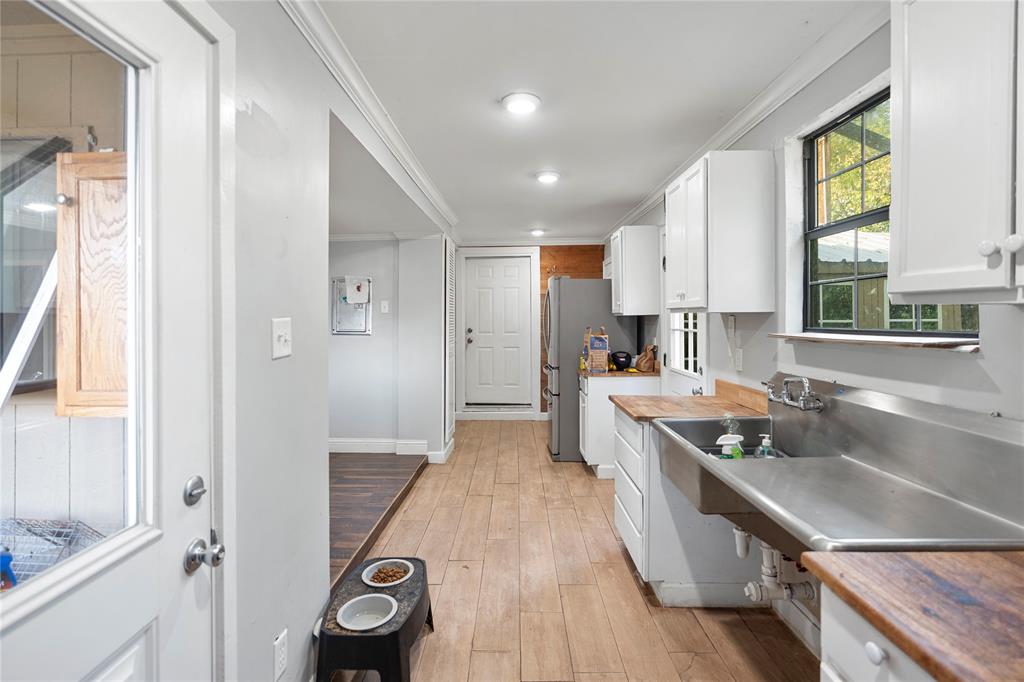 Moss Lake Estate - Residential