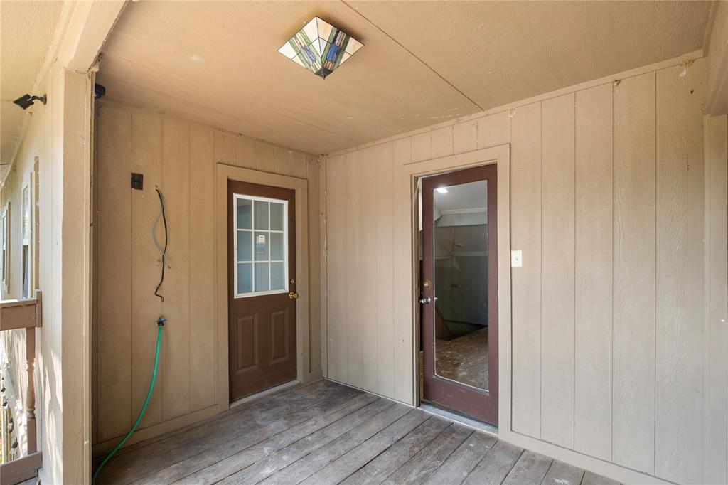 Moss Lake Estate - Residential