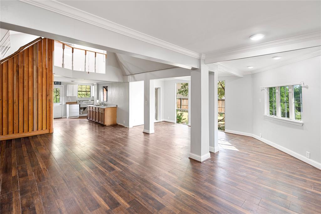 Moss Lake Estate - Residential