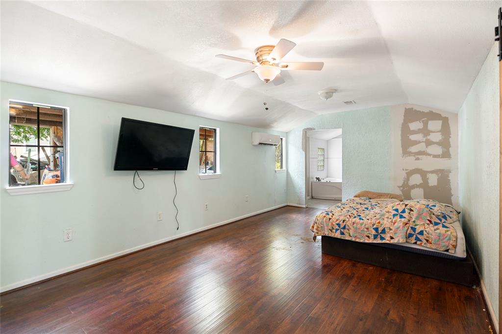 Moss Lake Estate - Residential