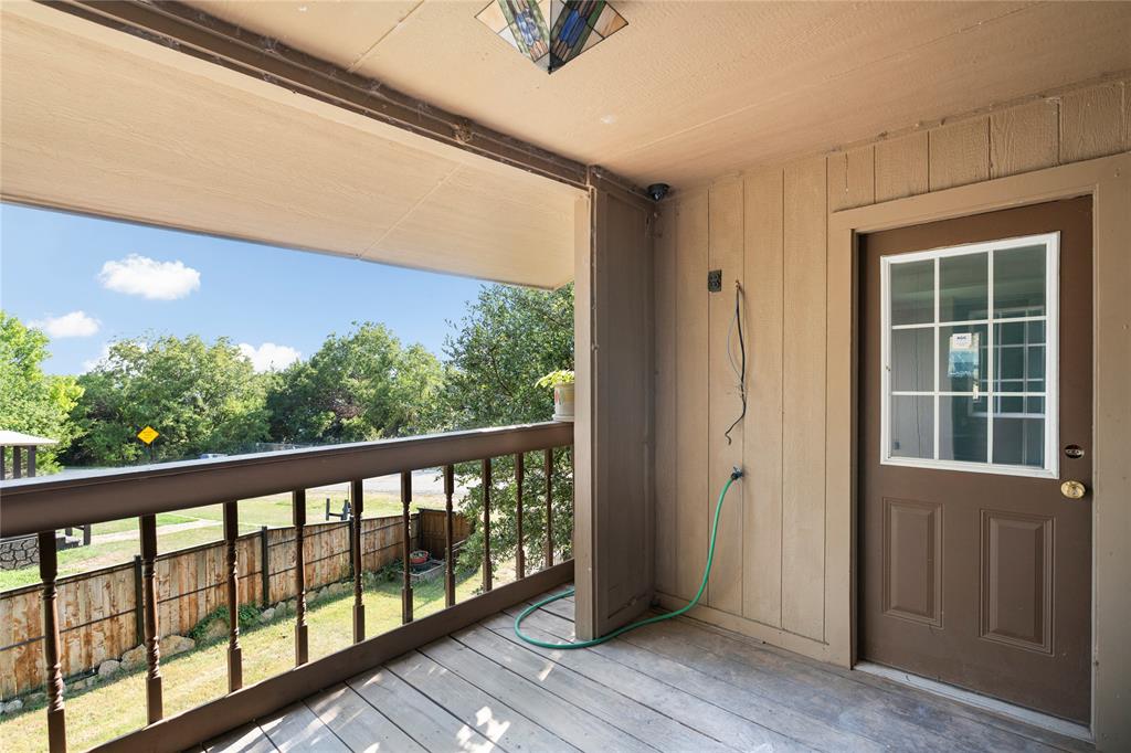 Moss Lake Estate - Residential