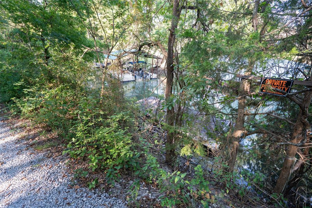 Moss Lake Estate - Residential