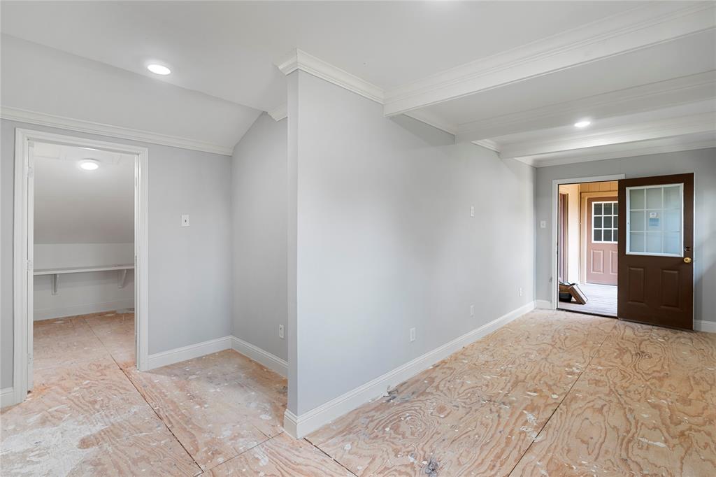 Moss Lake Estate - Residential