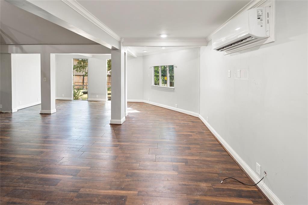 Moss Lake Estate - Residential