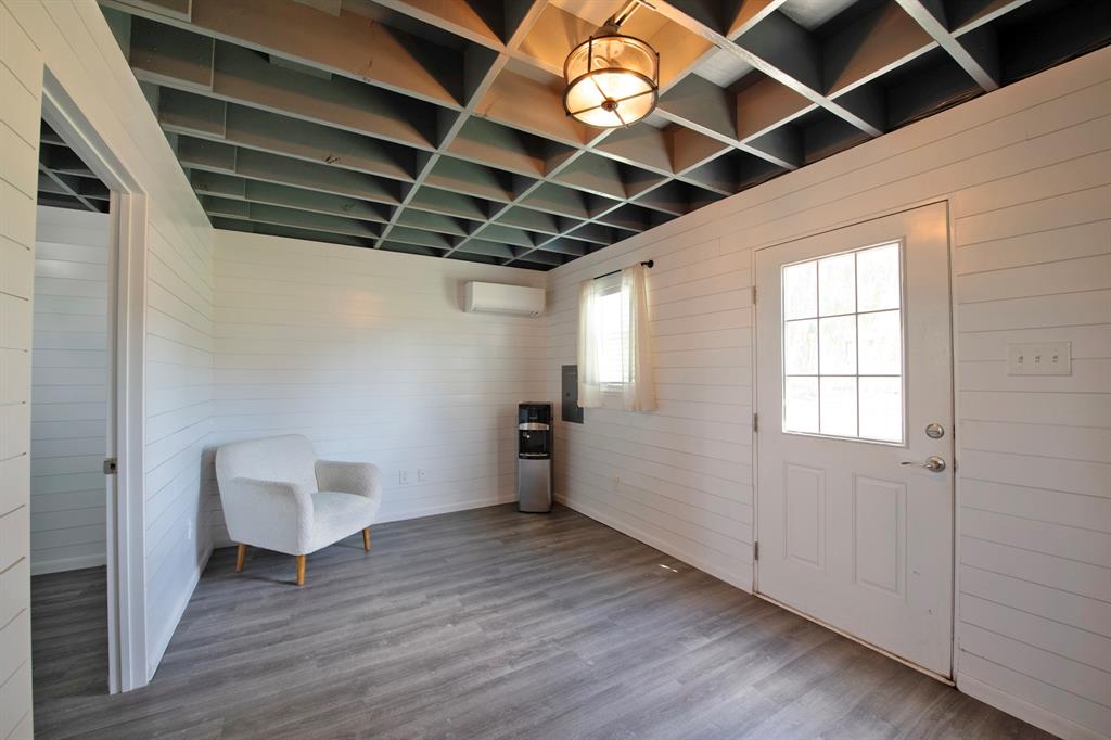 J L Peoples Sub - Residential Lease