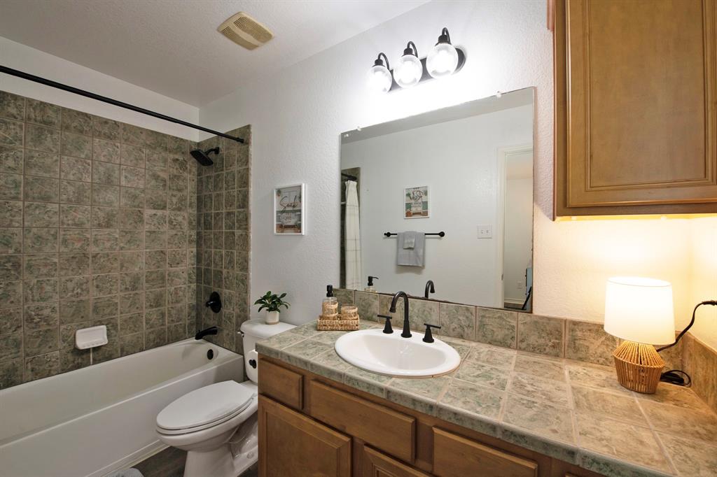 J L Peoples Sub - Residential Lease