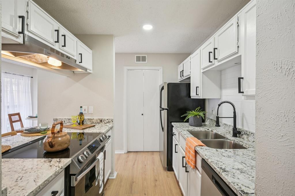 Cimarron Court Condo Ph 1 - Residential