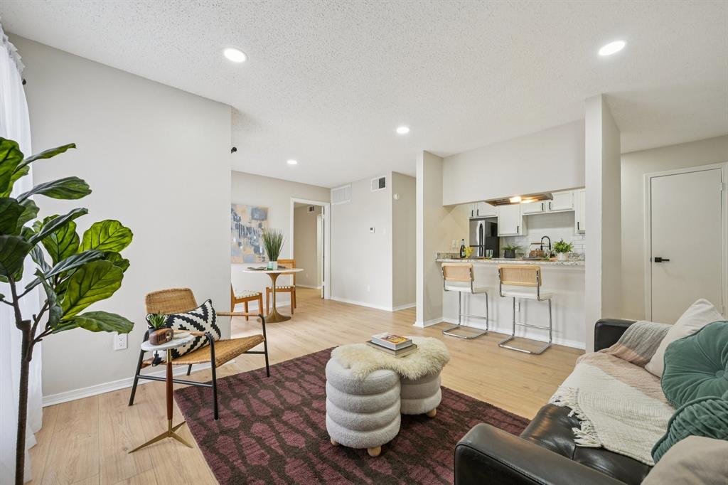 Cimarron Court Condo Ph 1 - Residential