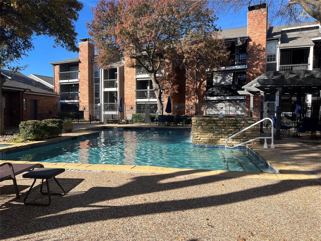 Cimarron Court Condo Ph 1 - Residential