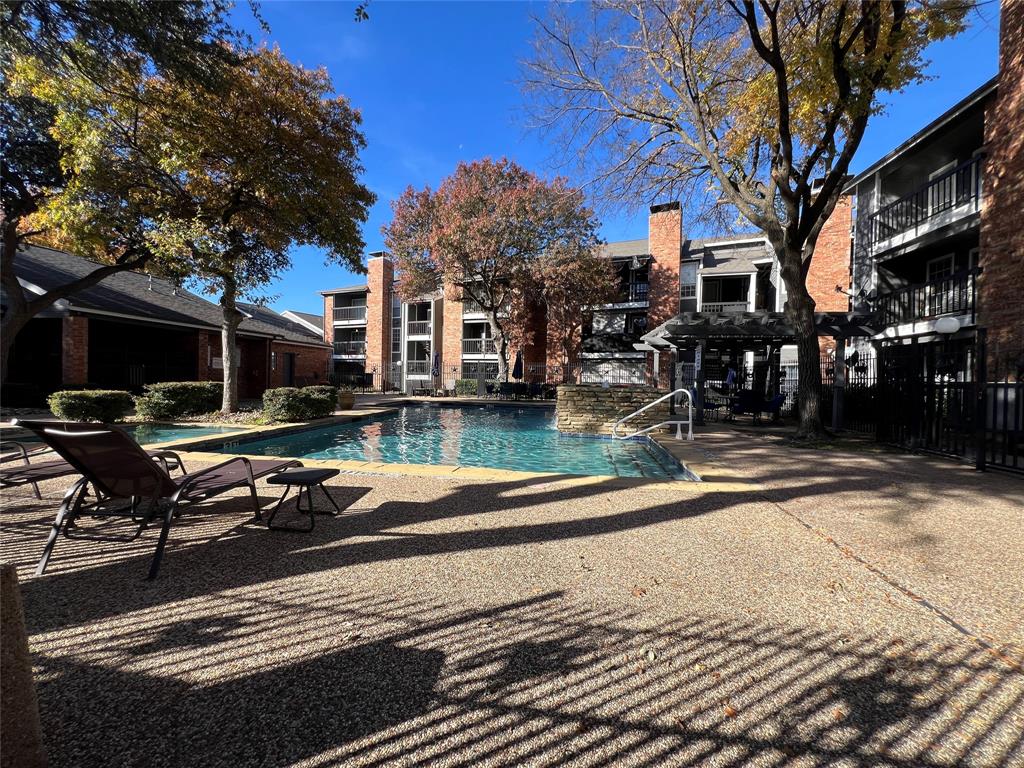 Cimarron Court Condo Ph 1 - Residential