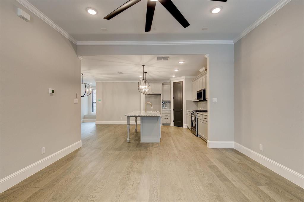 305 Sunset Lane 102