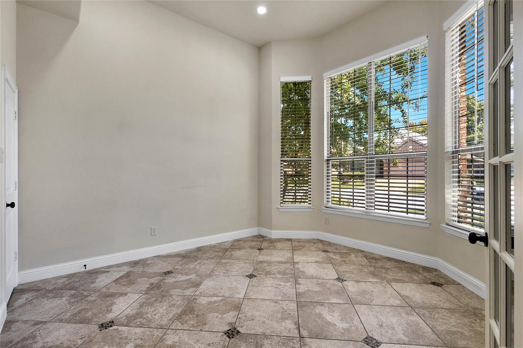 2102 Fair Parke Lane