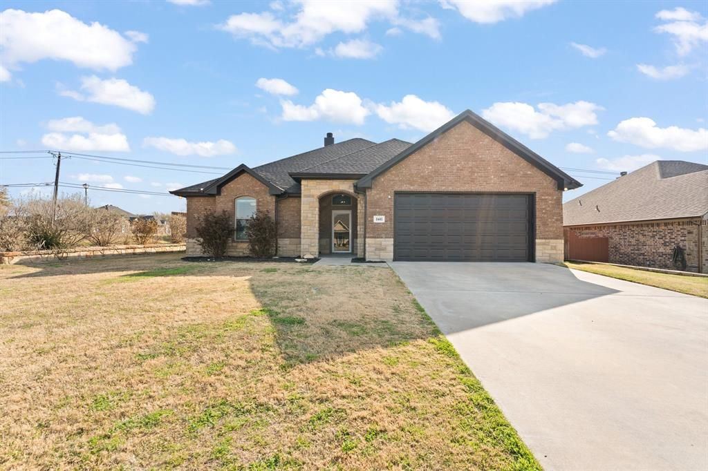 Photo of 1601 Summercrest Drive, Cleburne, TX 76033 (MLS # 21189062)