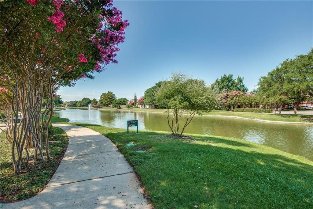 3876 Ridgelake Court