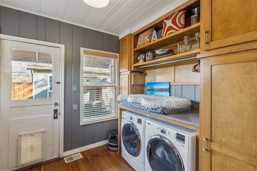 Kessler Square - Residential Lease