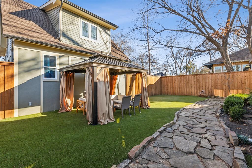 Kessler Square - Residential Lease