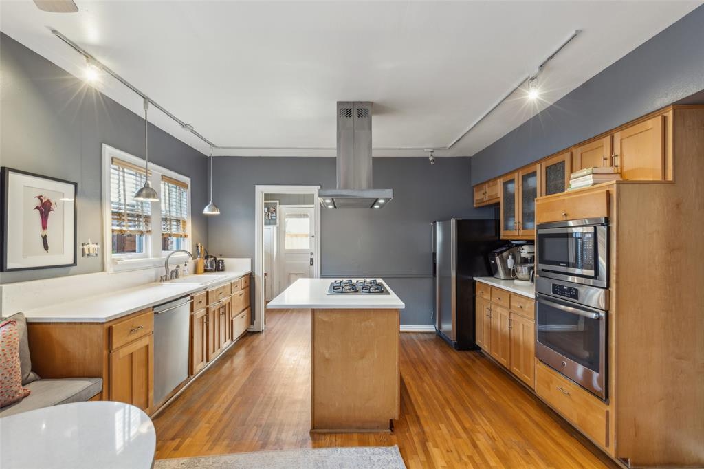 Kessler Square - Residential Lease