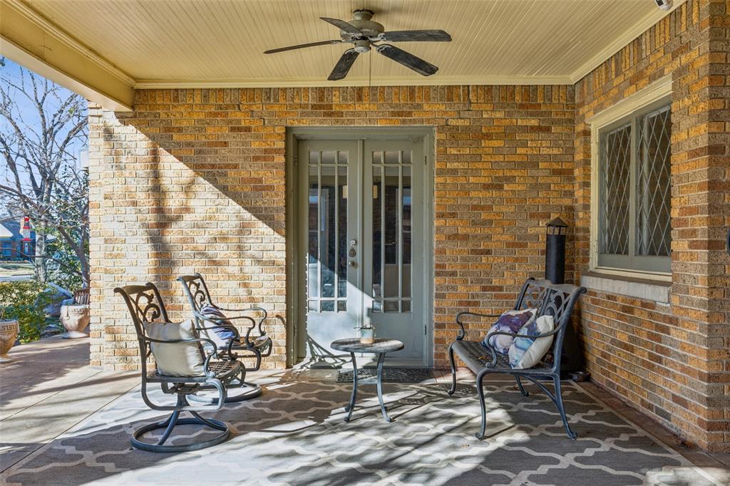 Kessler Square - Residential Lease