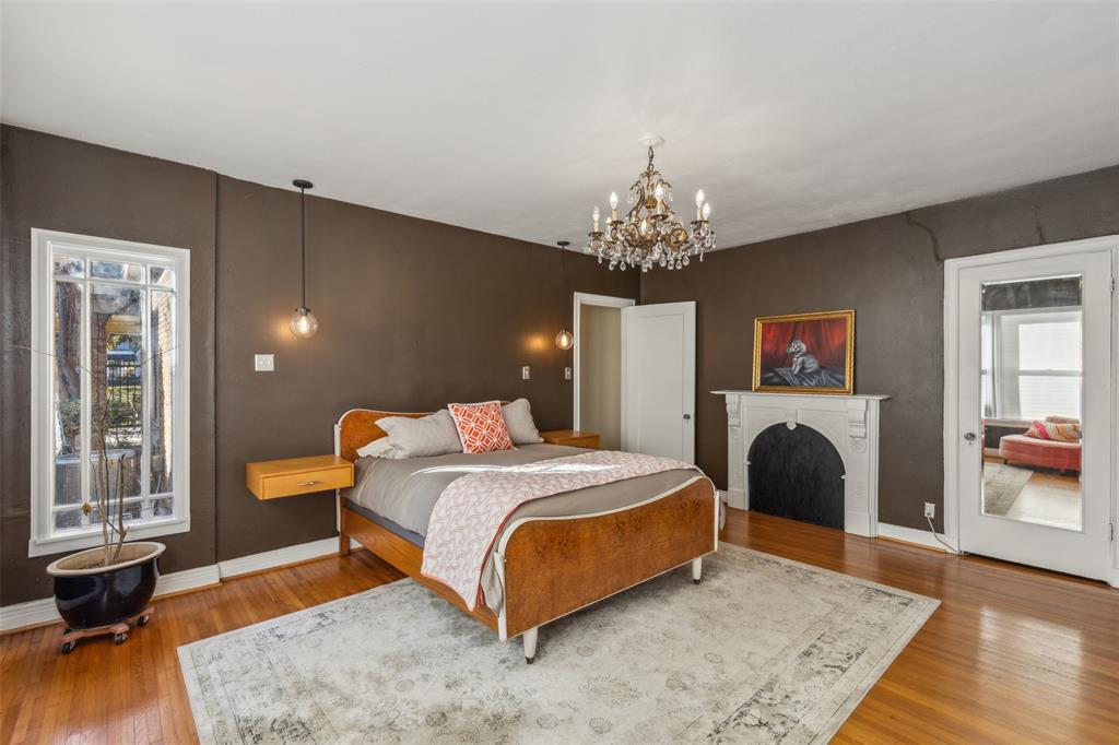 Kessler Square - Residential Lease