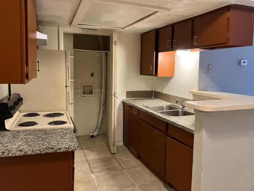 Lakeview Lofts Condos - Residential Lease