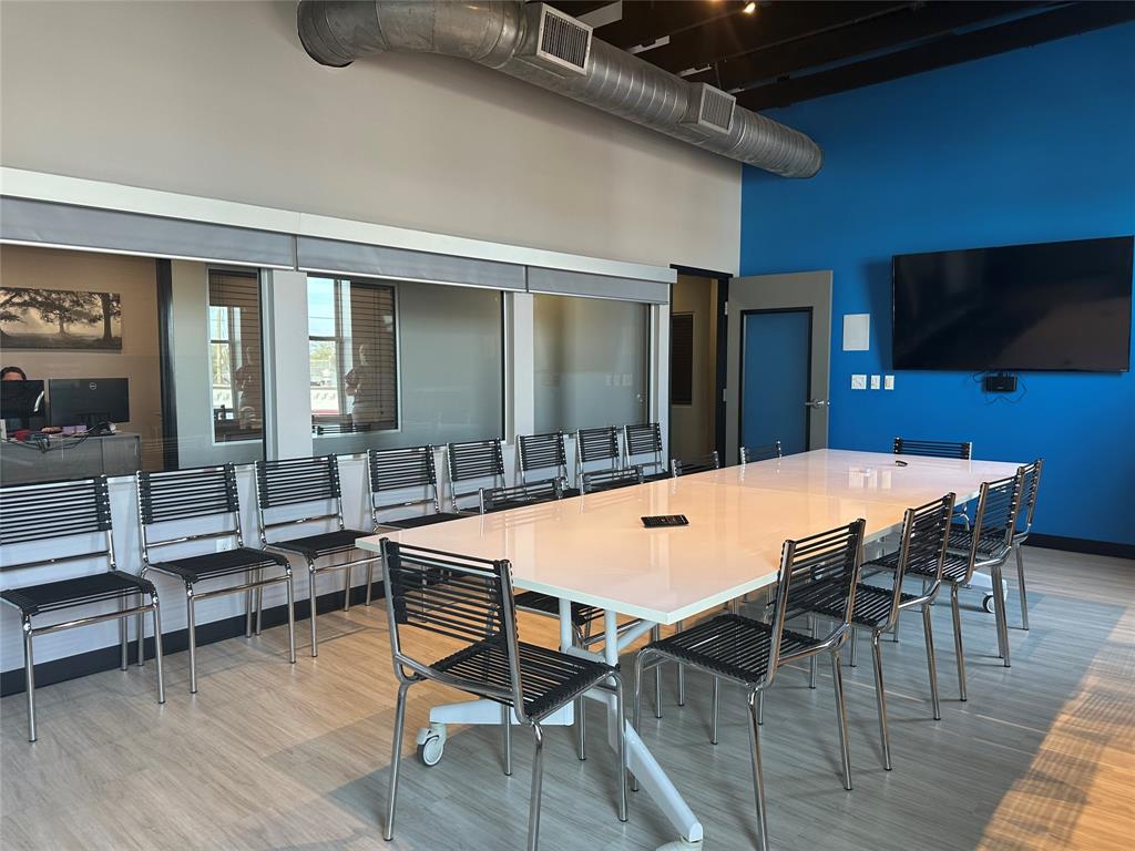 Burleson Add - Commercial Lease