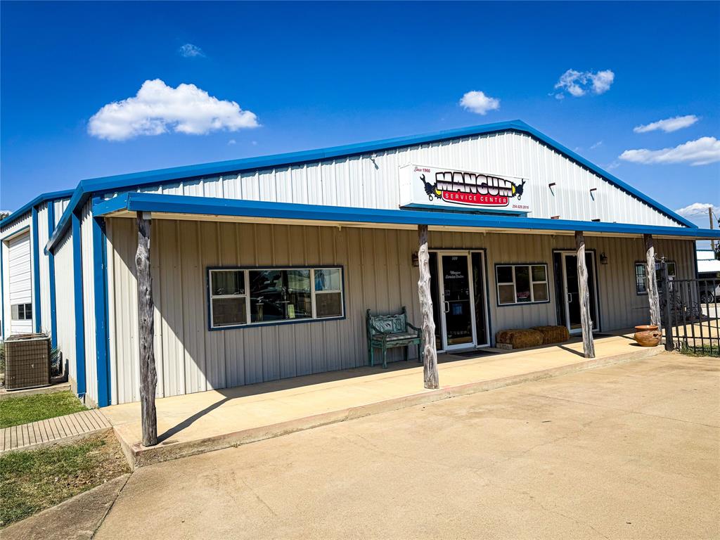 300 E Main Street