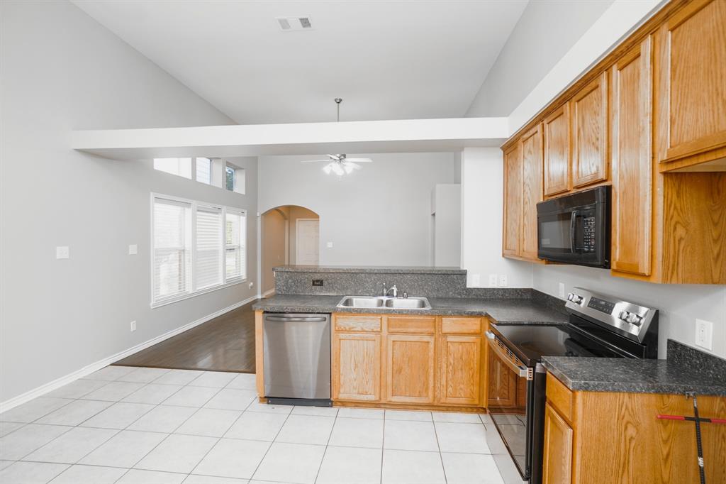 Cross Oak Ranch Ph 2 Tr 1a - Residential Lease