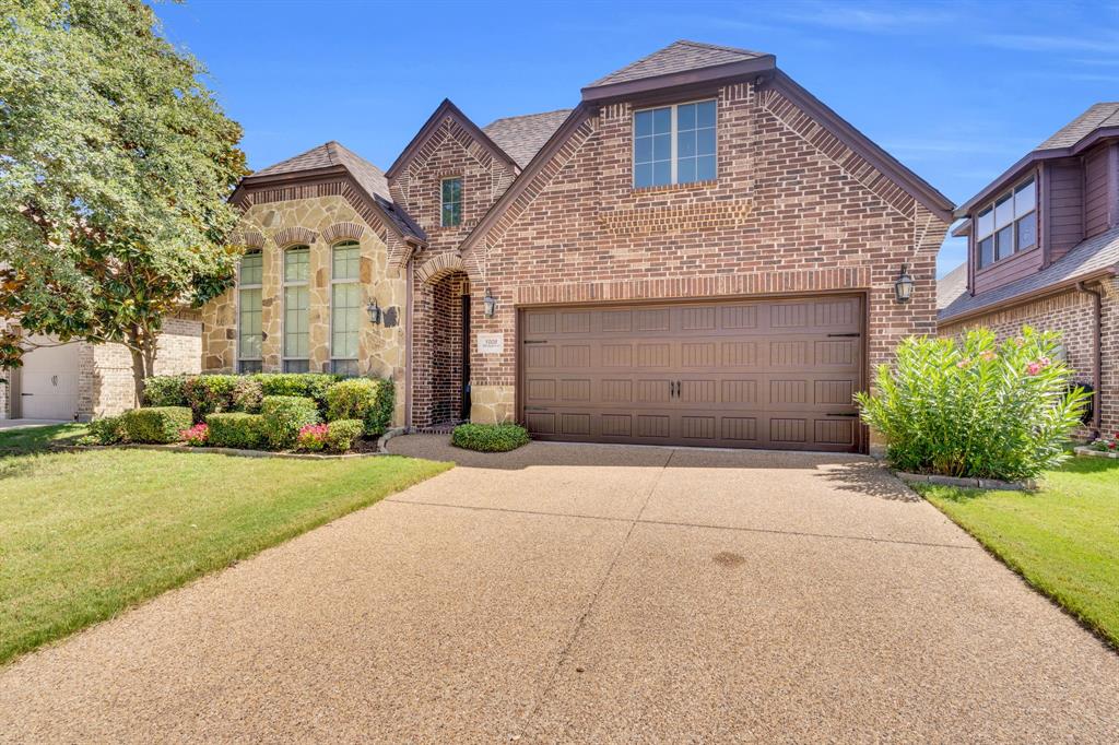 1008 Wedgewood Drive