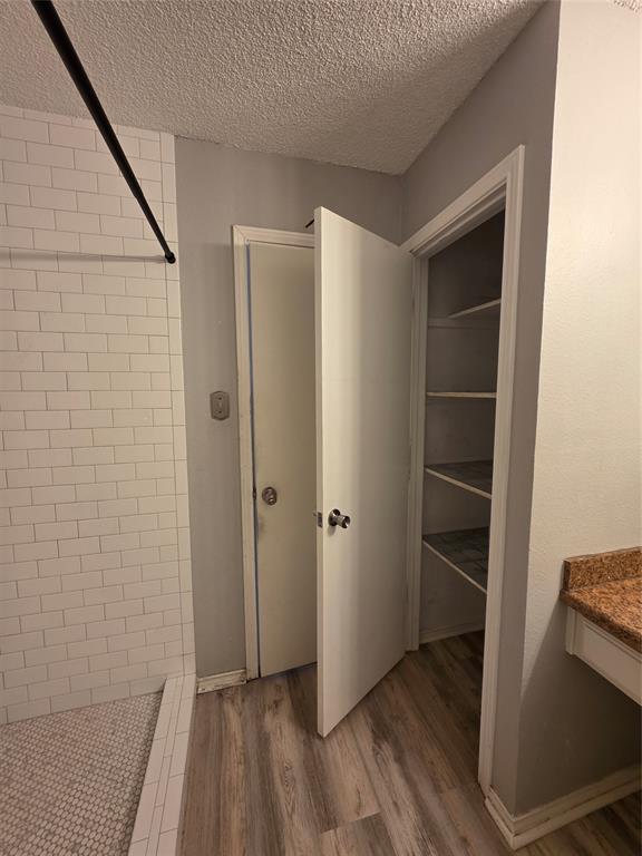 River Oaks - Residential Lease