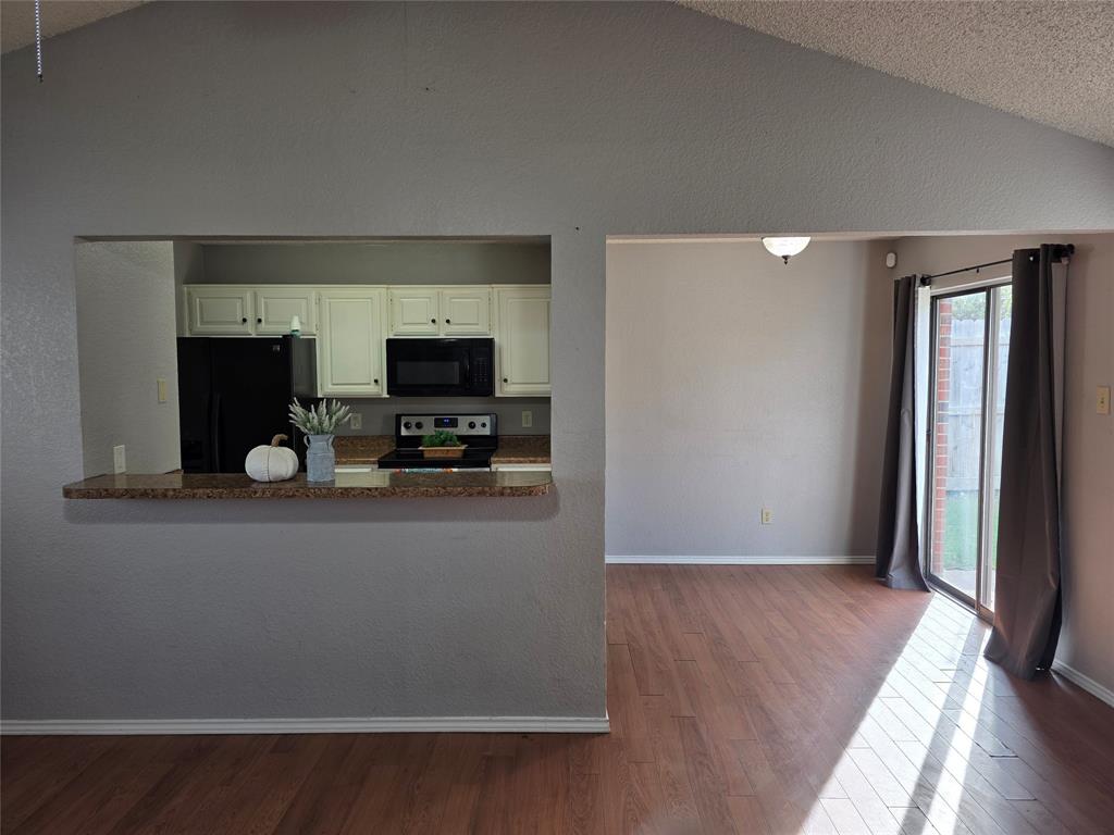 River Oaks - Residential Lease