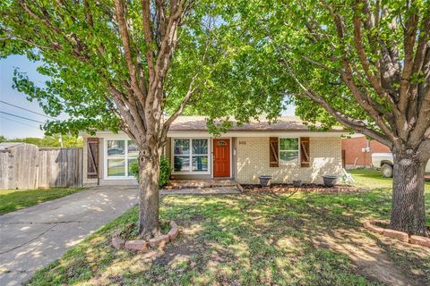 802 Lake Shore Drive Lewisville TX 75057