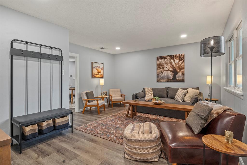 706 Henslee Drive