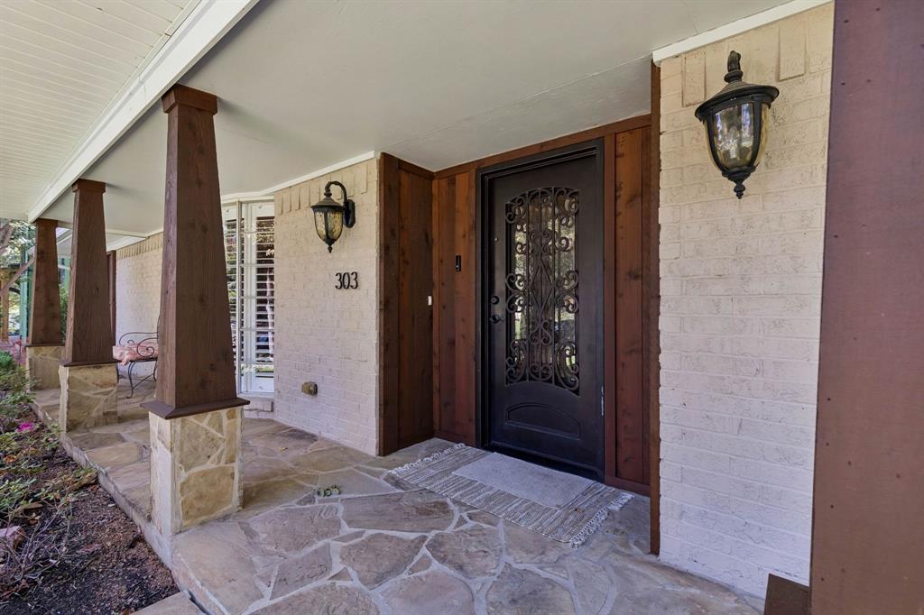 303 Ridgewood Drive