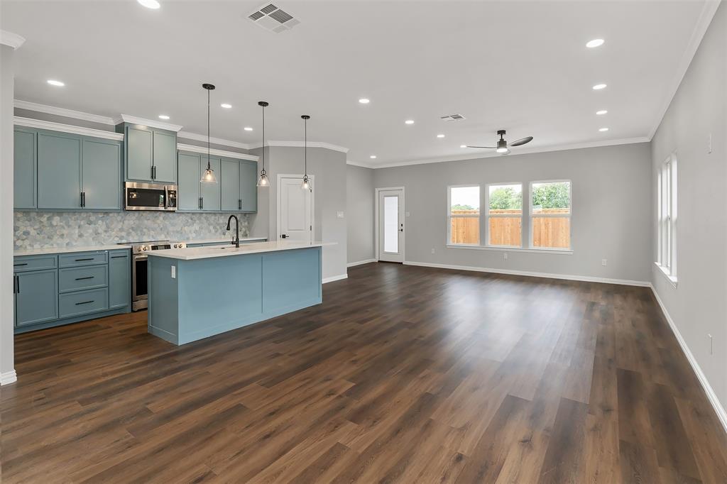 Cottages at Cedar Creek Lake - Residential