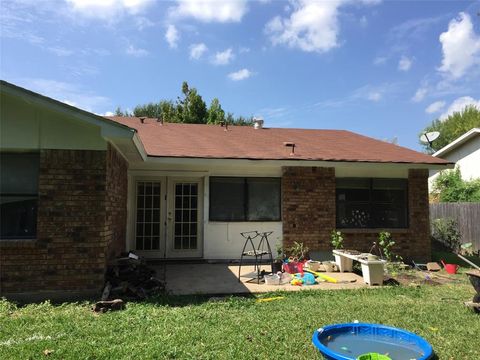 Photo of 3850 Ruidosa Avenue, Dallas, TX 75228 (MLS # 21205398)