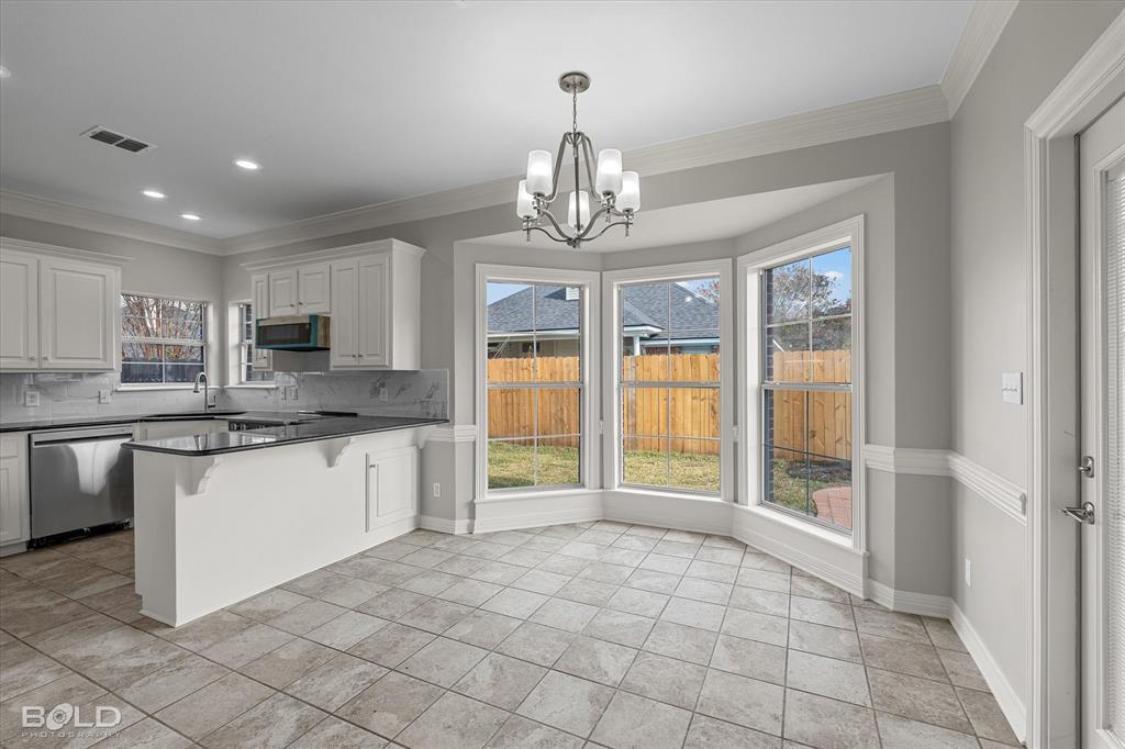 Shreveport, Louisiana 71118, United States, 3 Bedrooms Bedrooms, ,2 BathroomsBathrooms,Residential,Active,246070