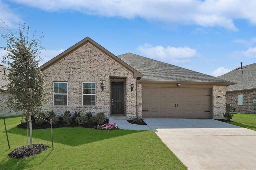 Photo of 509 Amenduni Lane, Anna, TX 75409 (MLS # 21268575)