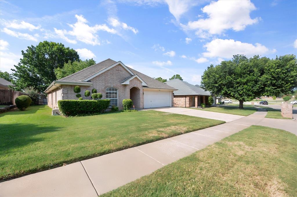 817 Willow Court