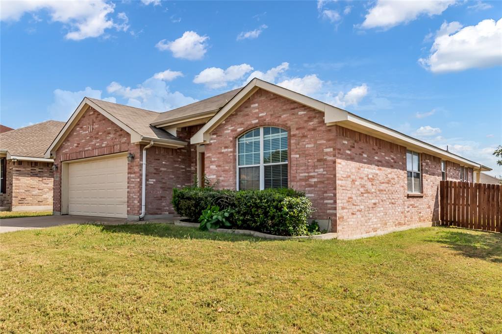2433 Forest Creek Drive